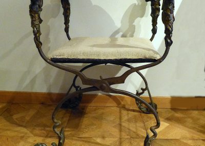Folding x-frame stool